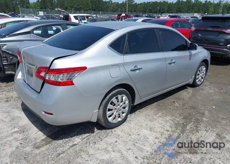 2015 Nissan Sentra S z USA, uszkodzony, nr VIN 3N1AB7AP3FY330557